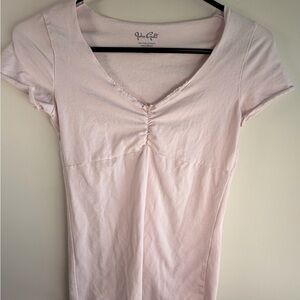 Brandy Melville Pale Pink V-Neck Short Sleeve Tee